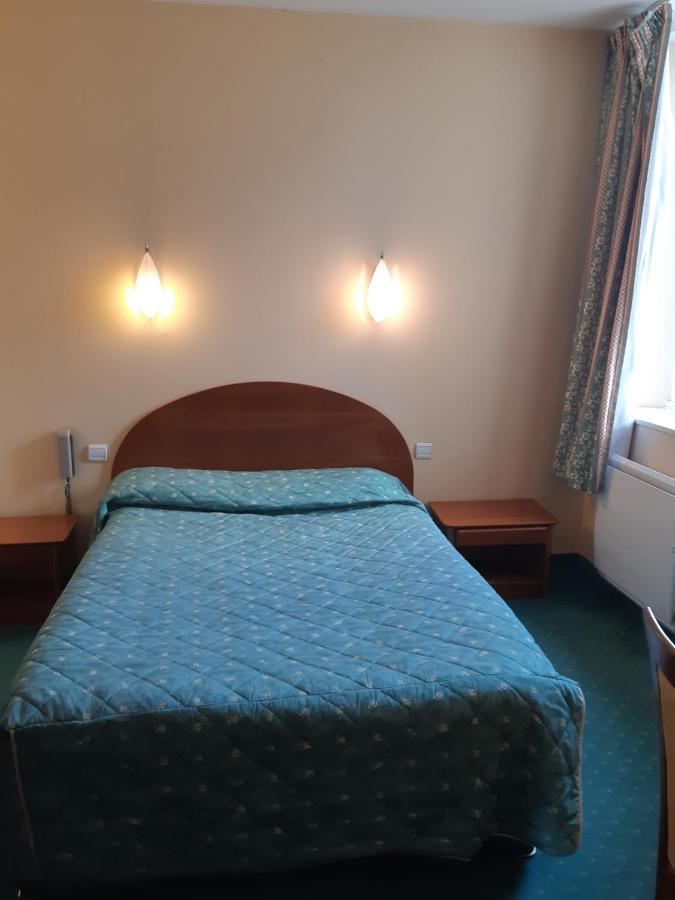 Hotel Les Forges Noyal-sur-Vilaine 외부 사진