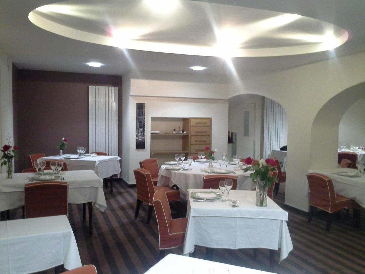 Hotel Les Forges Noyal-sur-Vilaine 객실 사진
